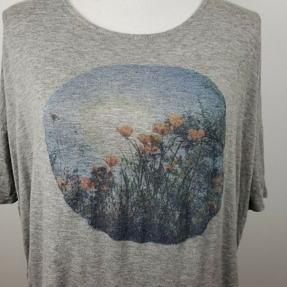 AEO xs sm soft and sexy t tee shirt top graphic - Picture 2 of 8